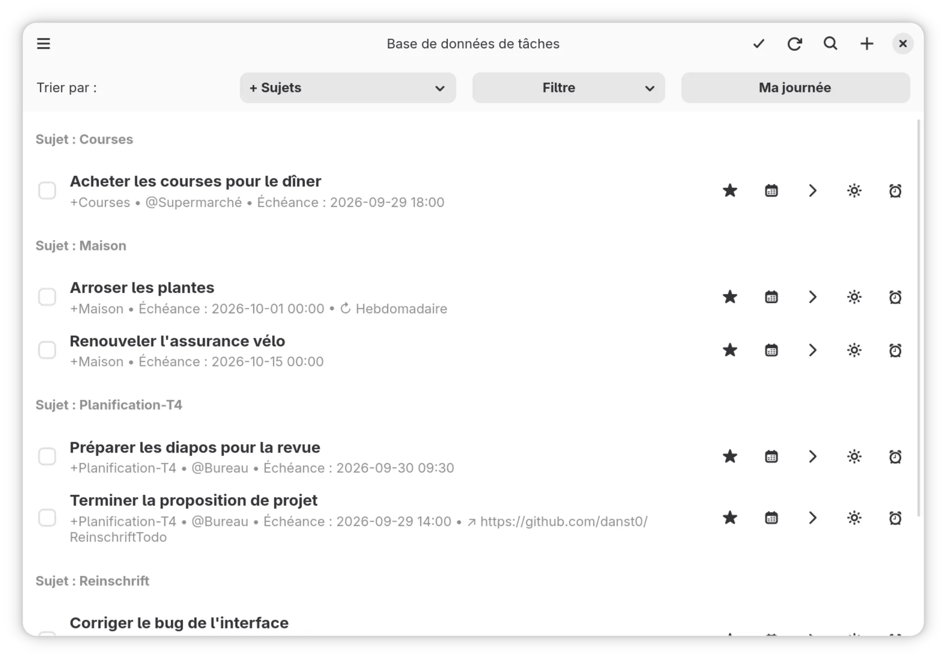 Tâches regroupées par projet, avec contextes, échéances et ajout rapide