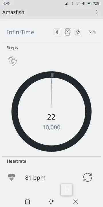 Main screen with step counter and heart rate