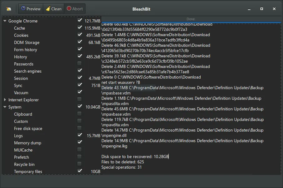 Default dark mode, showing found junk files